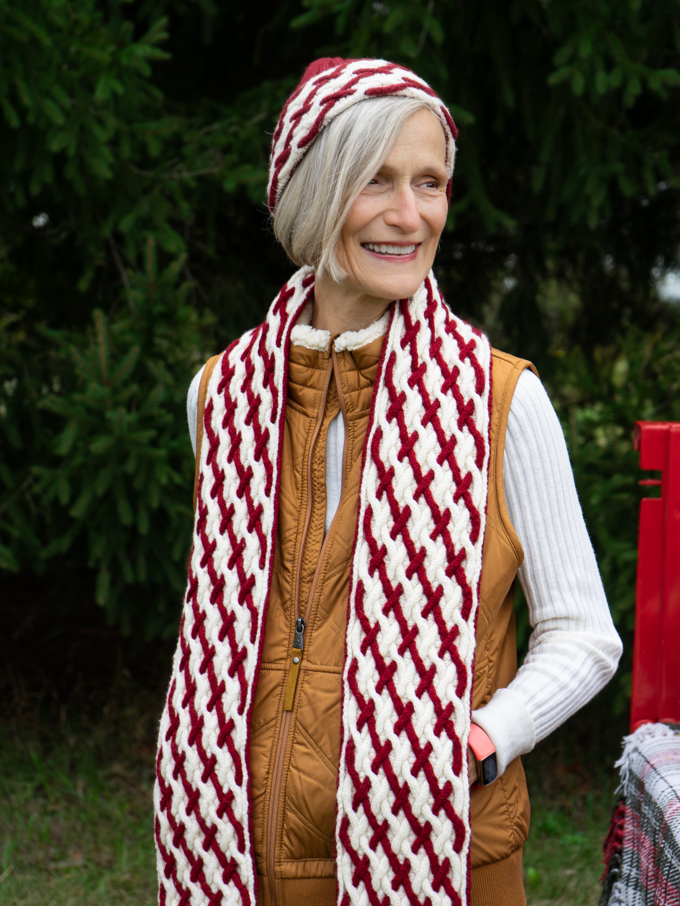 Cabled Plaid Scarf & Hat By Isle of Yarn