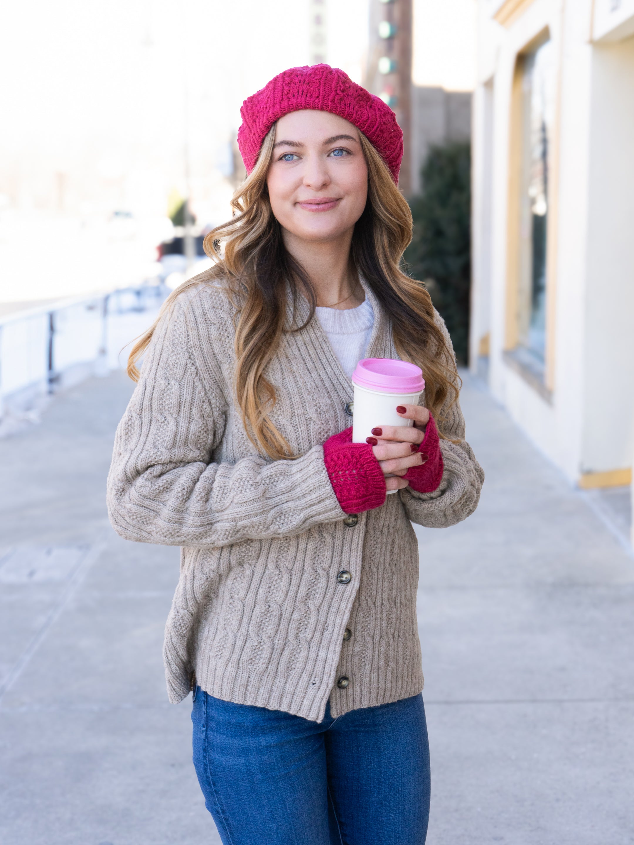 Unbroken cardigan <br/><small>knitting pattern</small>