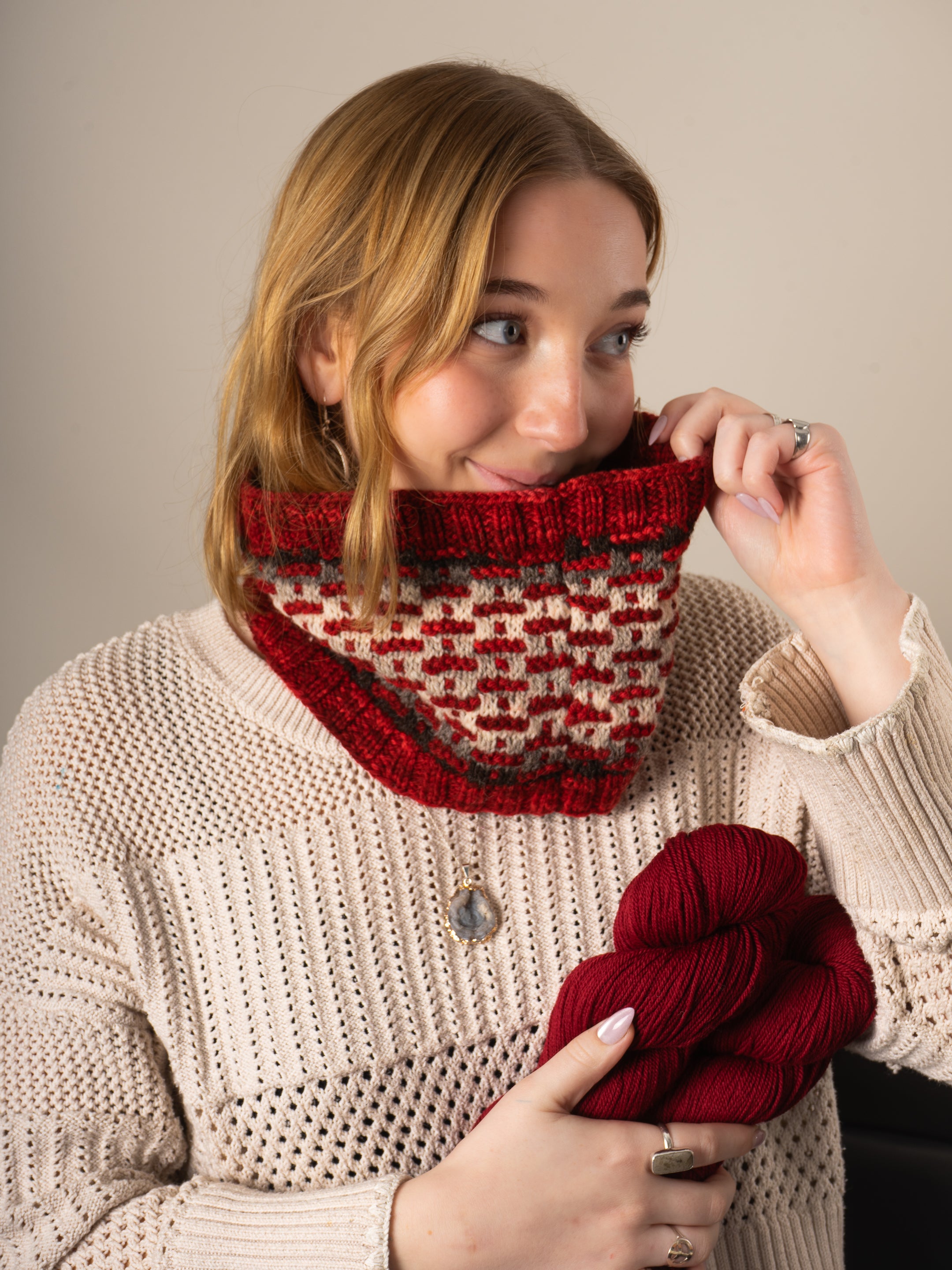 Transmitter Cowl <br/><small>knitting pattern</small>