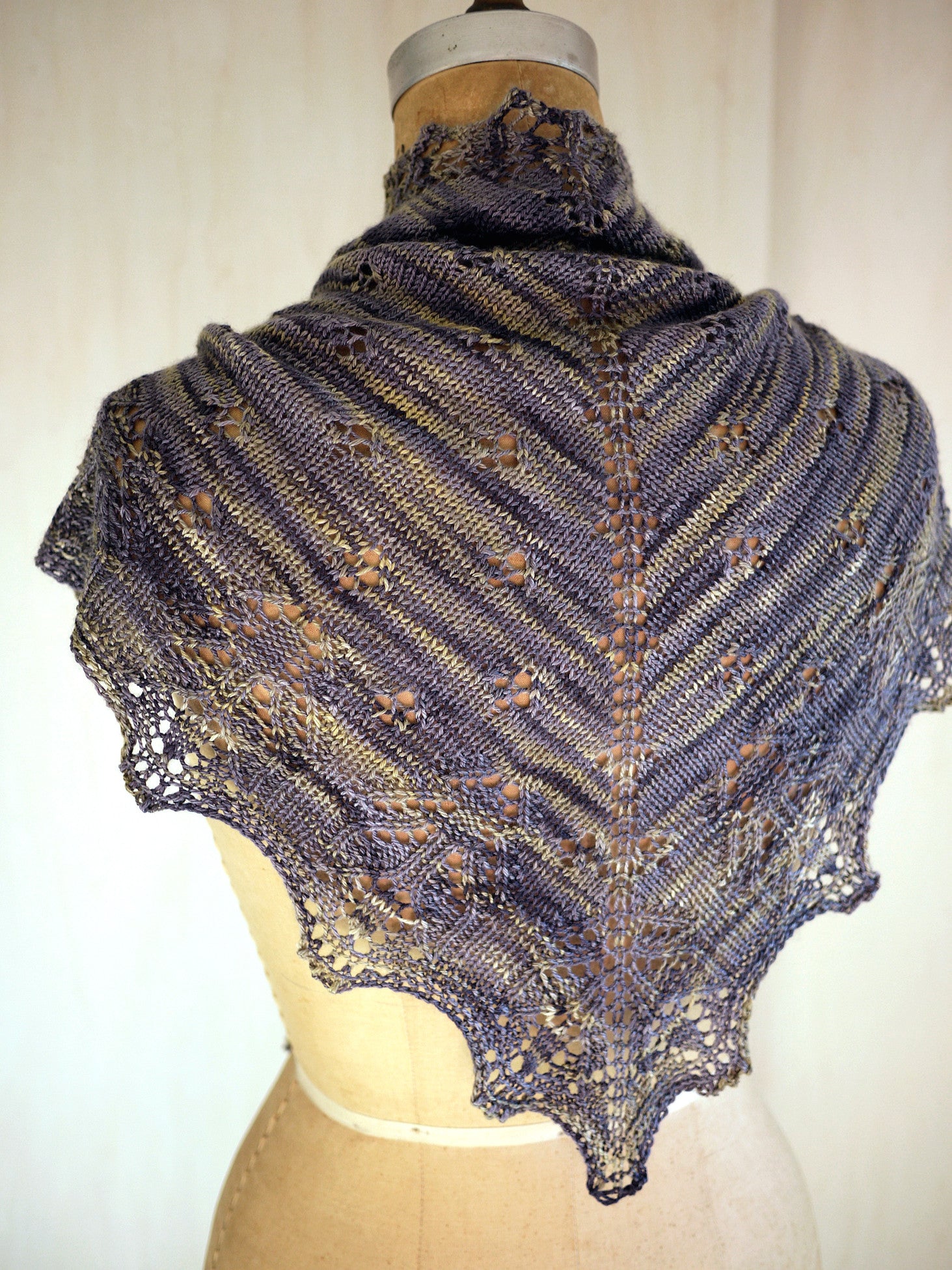 Luciole Triangle Shawl